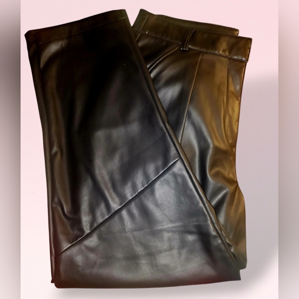 TOPSHOP NWT FAUX LEATHER PANTS
